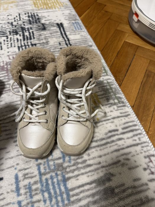 Ботуши за момиче