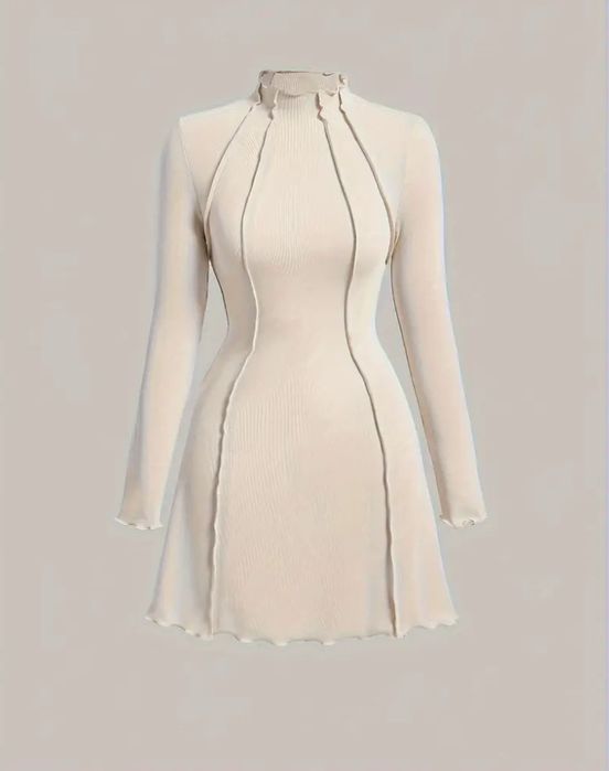 Платье новое продам