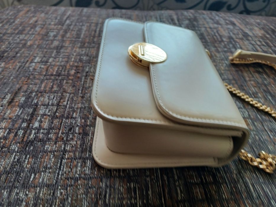 Чанта кожа DeeZee нова