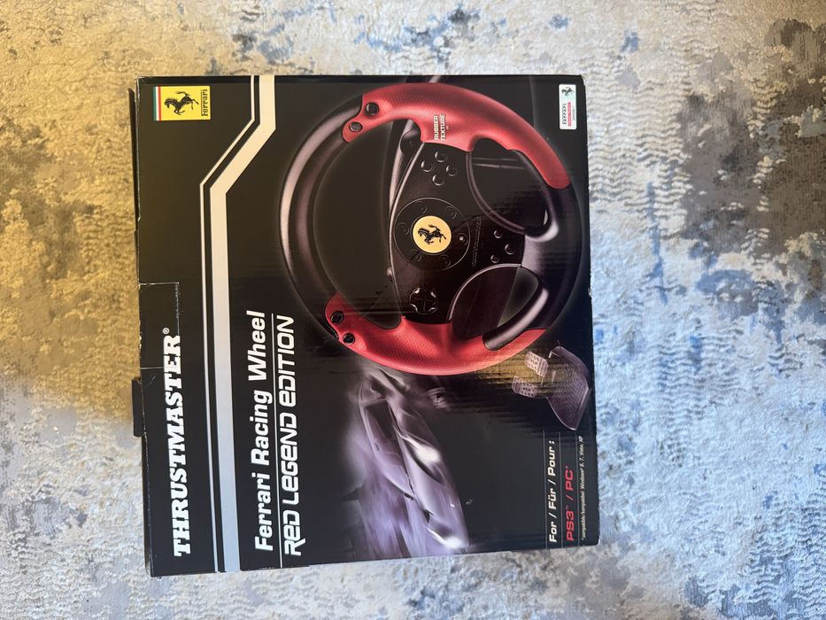 Волан Thrustmaster Ferrari Racing Wheel Red Legend за PC и PS3