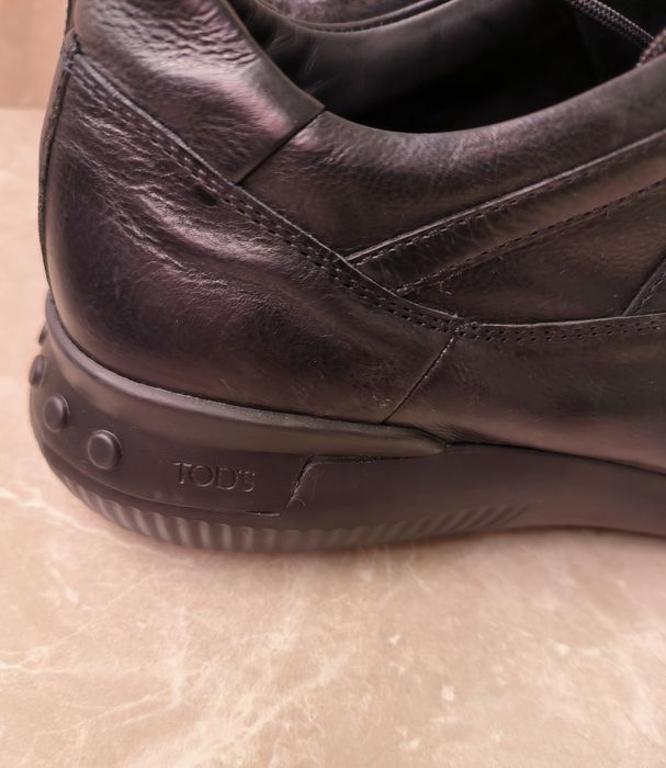 TOD'S Sneakers номер 42
Обувки Cl Legacy