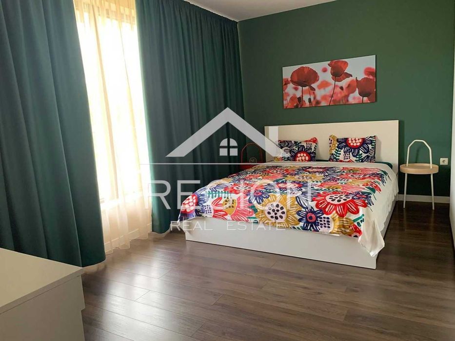 Дава се под наем Двустаен апартамент в Варна, м-т Траката - 65 кв.м за 500 € - Снимка #2