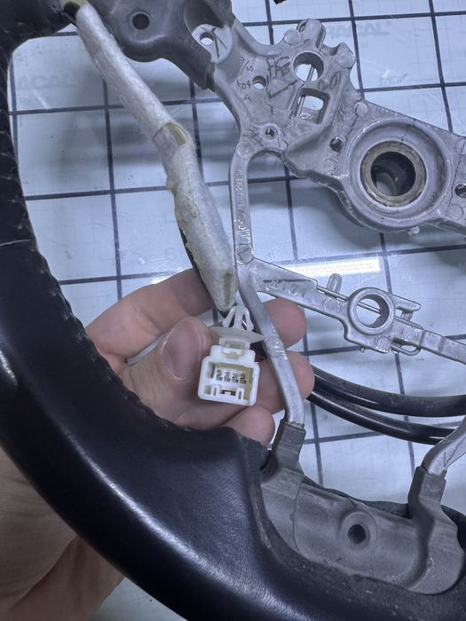 Руль Камри 70 оригинал