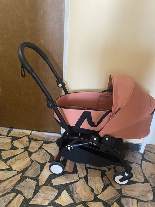 Stokke Yoyo 3 ползвана само 2 месеца като нова, кош (0-6), седалка 6+м