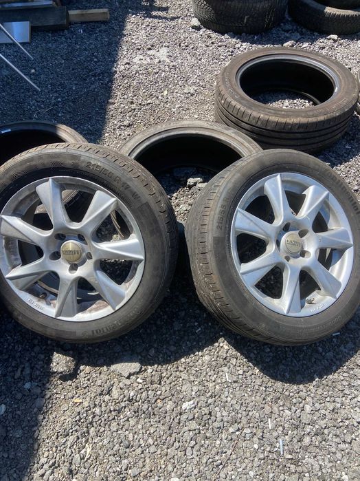 Гуми с джанти Magma 215/55R17