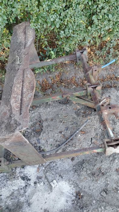 Скоба за вадене на фъстъци