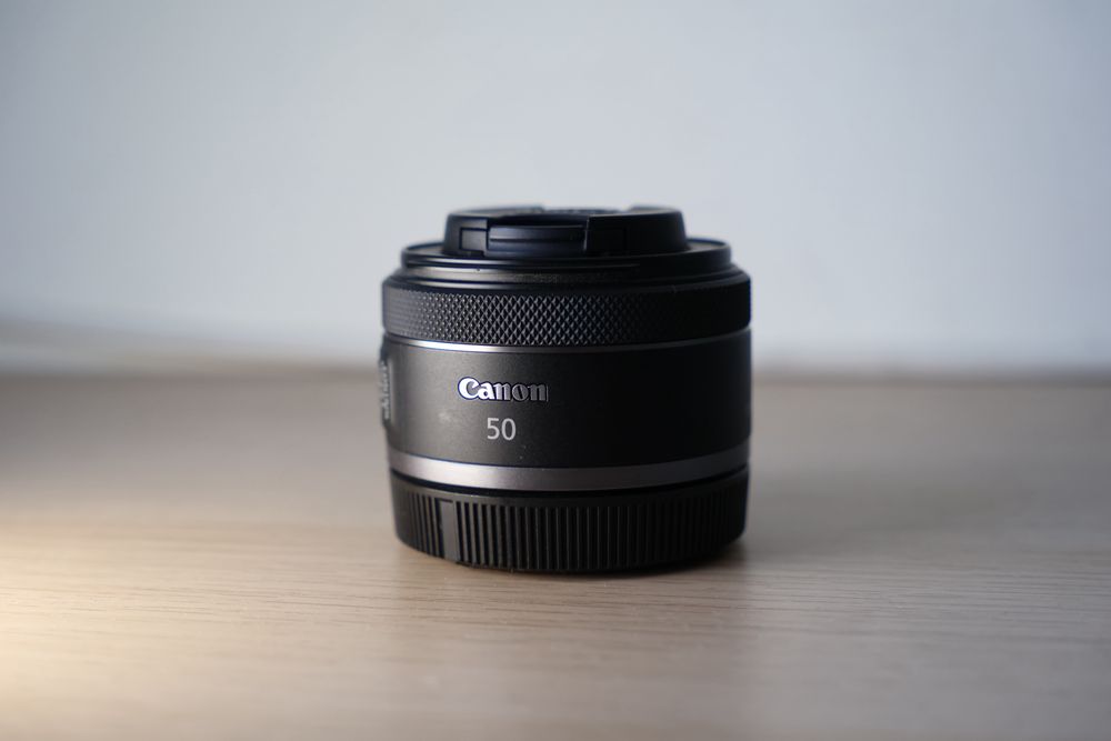 Обектив Canon RF 50 f/1.8 STM
