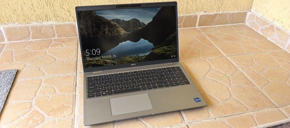 Laptop Dell 5521_15.6"FHD IPS_i7-11850H gen 11 vPRO__16GB DDR4__512GB SSD_ca NOU__