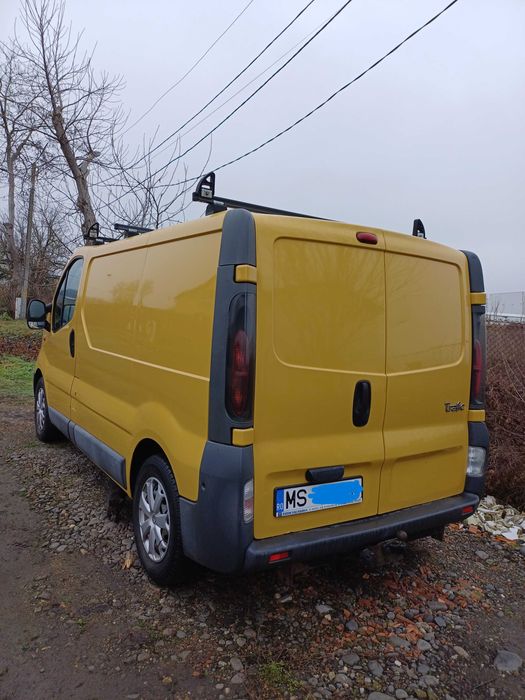 Renault Trafic 1.9dci 100cp, 2004, bare transversale