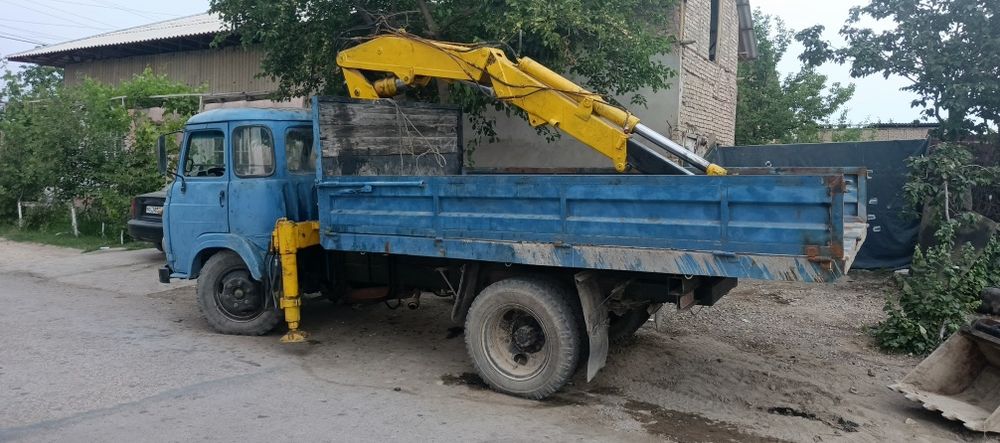 Техника сотилади манипулятор