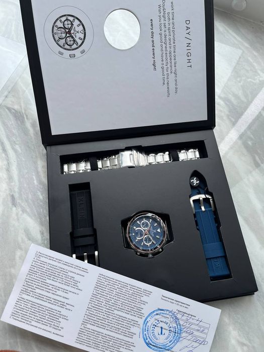 Продам Часы Day Night