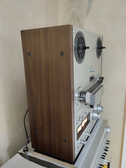 Магнитофон AKAI 635GX