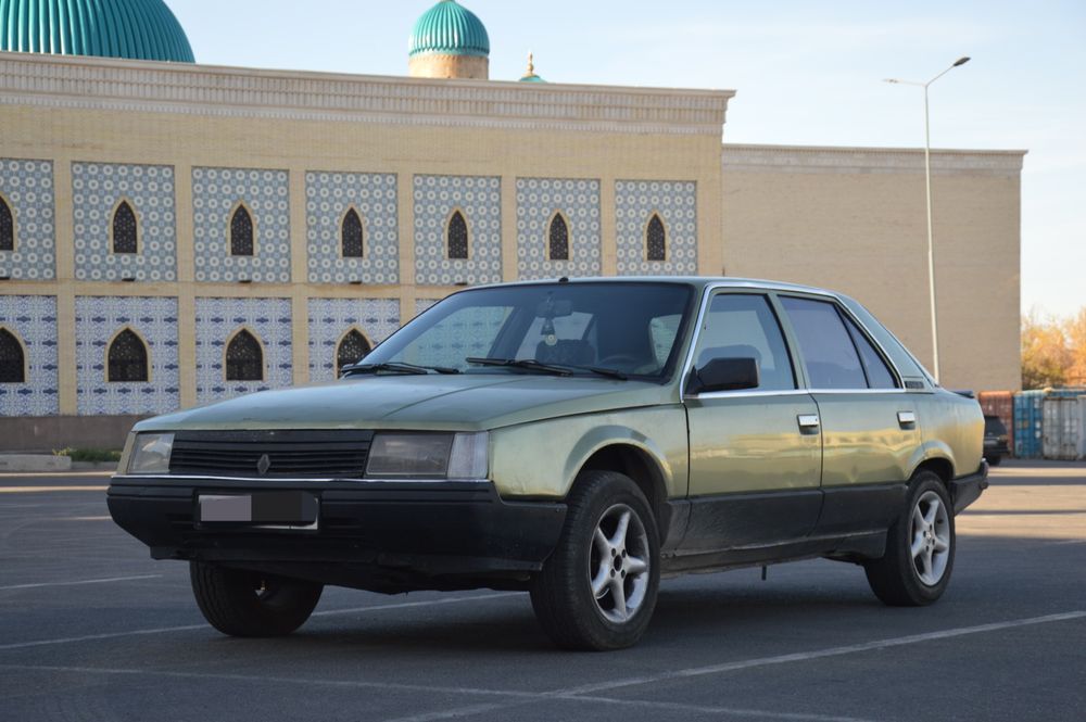 Продам Renault 25