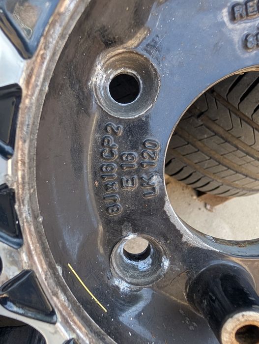 Jante Roti Remotec A80616 8J x R16 ET16 5x120 BMW E28 E32 E34 E23 E24