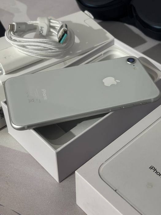 Iphone 8 ca NOU 256 GB
