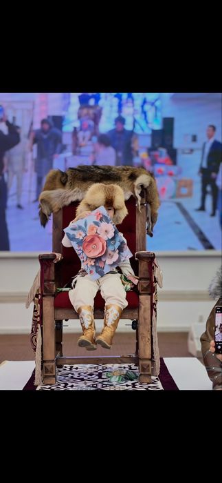 Батыры,трон для тоев