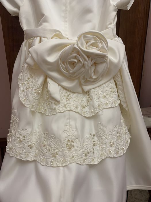 Детское платье в идеальном состоянии