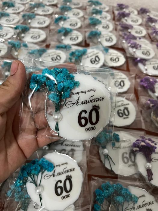 Бонбоньерки, именные  магнитики