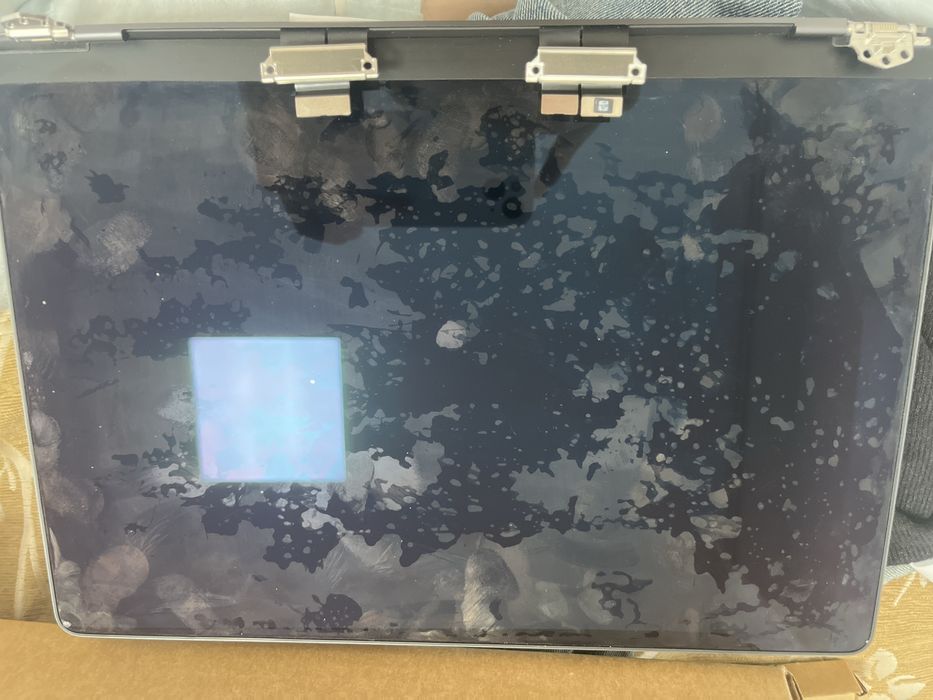 огигинальный дисплей-модуль от MacBook Pro 14 M4