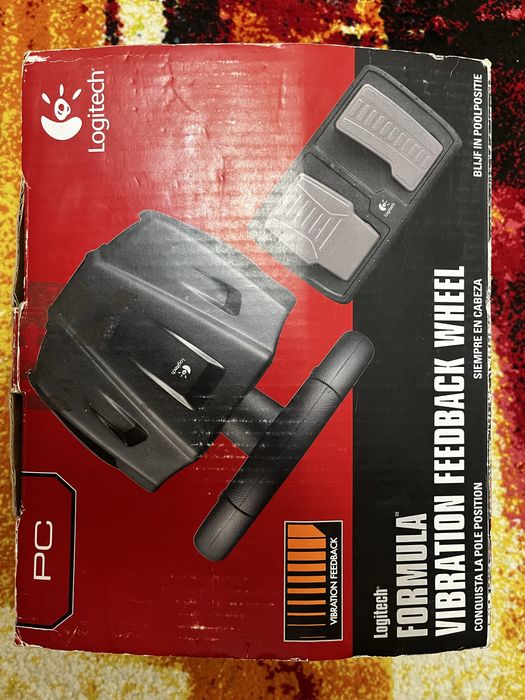Volan gaming PC Logitech