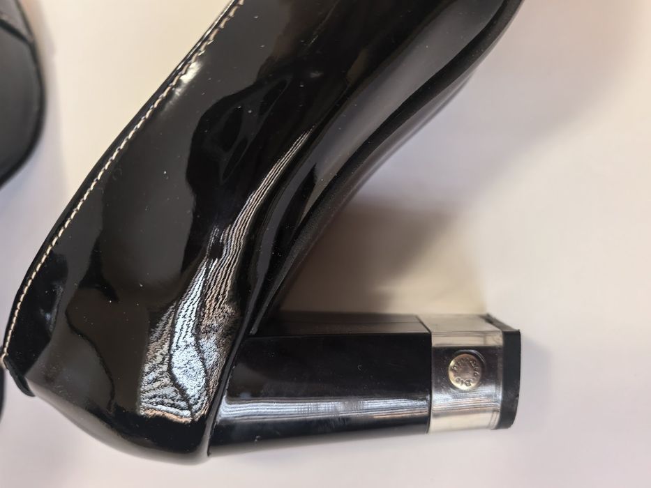 Черни обувки, естествена кожа, номер 40