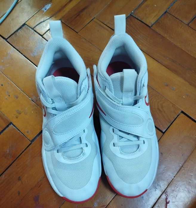 Баскетболни маратонки Nike