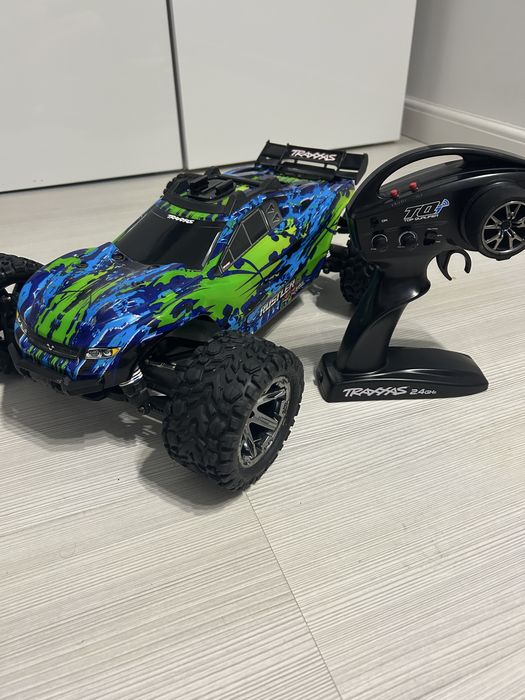 Masinuta TRAXXAS Rustler 4x4 VXL