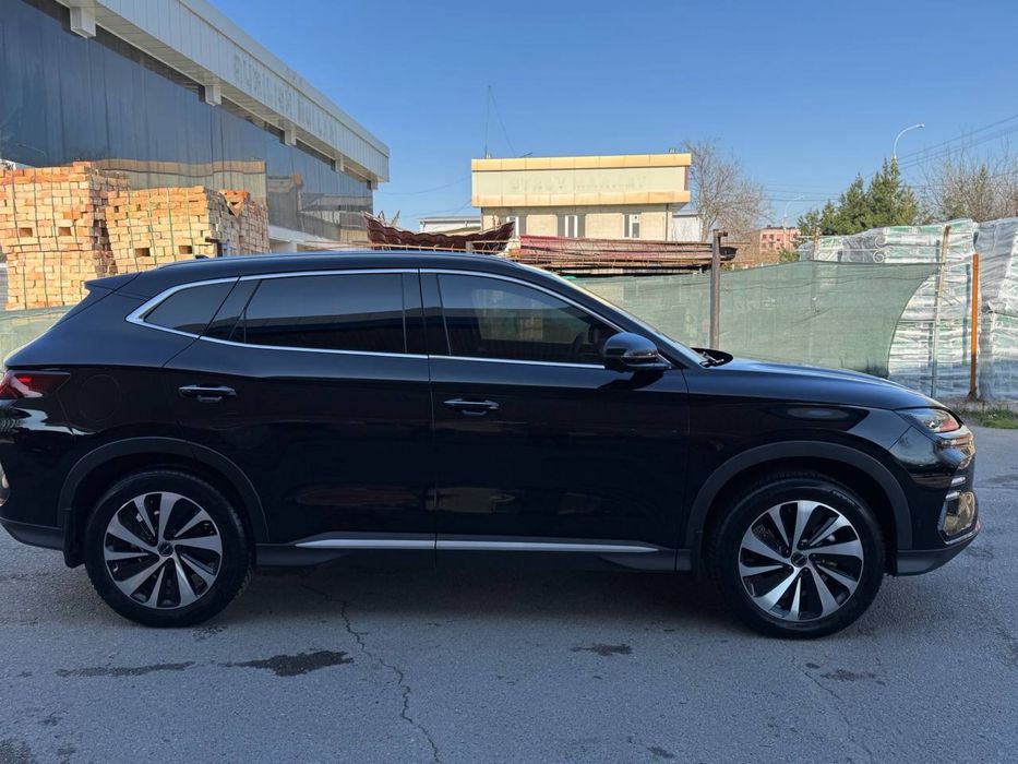 Продаю BYD CHAMPION 605 km 2023 года пробег 58.000