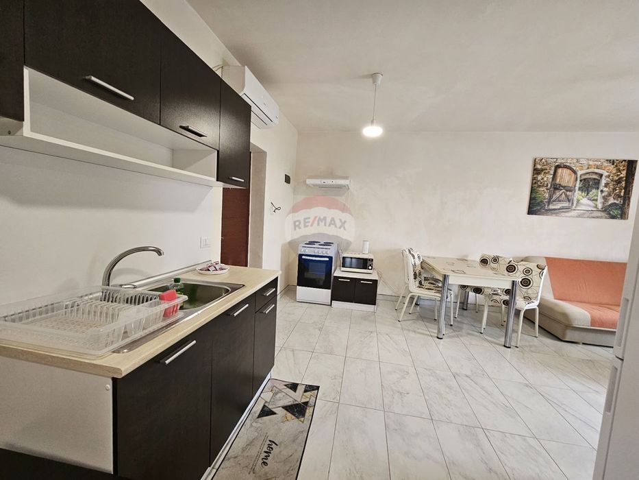 Дава се под наем Двустаен апартамент в Варна, Бриз - 57 кв.м за 433.5 € - Снимка #1