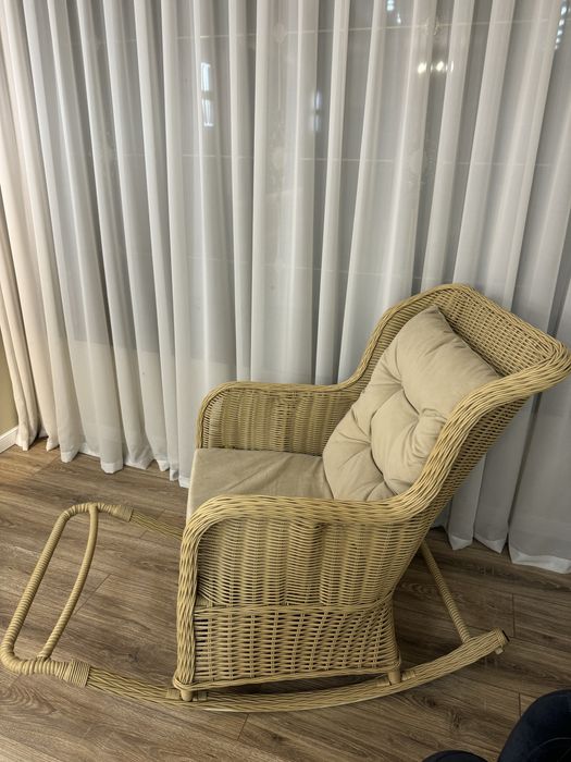 Кресло качалка продаётся