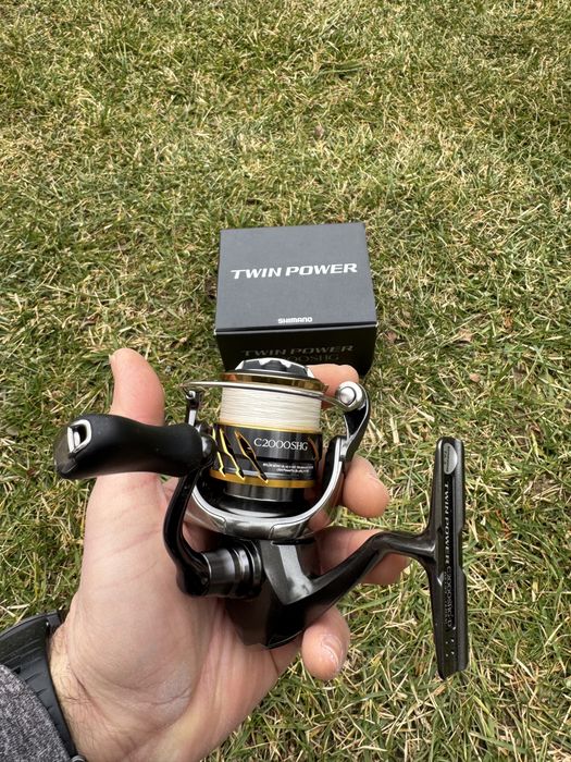 Shimano Twin Power FD C2000SHG