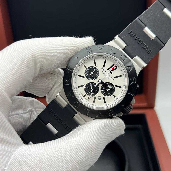 Кварцов мъжки часовник Bvlgari Diagono Titanium Chronograph