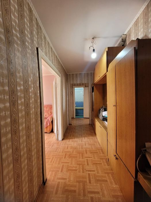 Продается 3 комн.квартира район 905 стройка