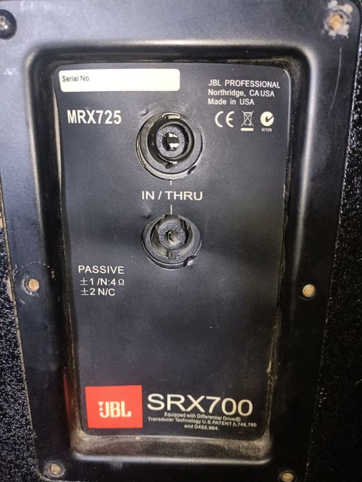 Колонки JBL SRX 725