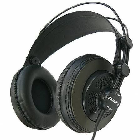 Студийные наушники Samson sr850