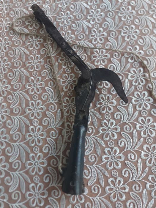 Секатор-веткарез. Советского производства.