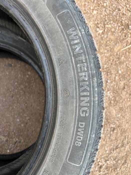 Продам зимние шины 17