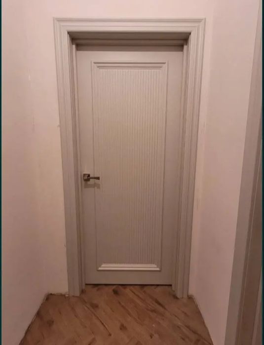 Установка межкомнатных дверей