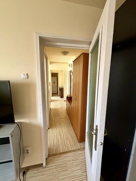 Închiriez apartament 2 camere, decomandat Dambu (zona Darina, scoala)