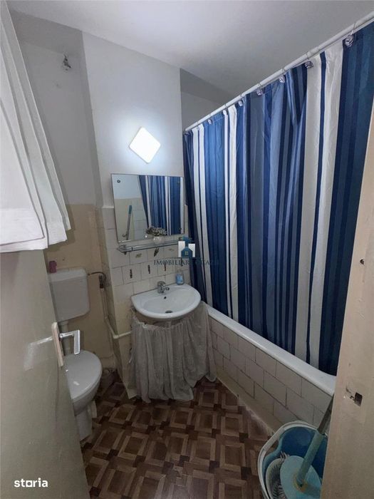 Apartament 2 camere Semidecomandat Bd.Alexandru Obregia