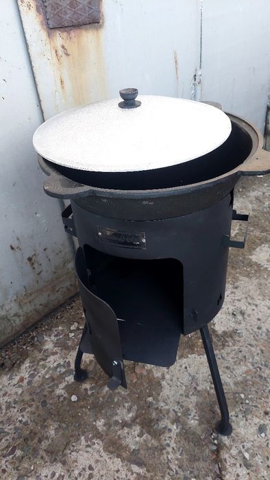 Печь с казаном 12 л. новый