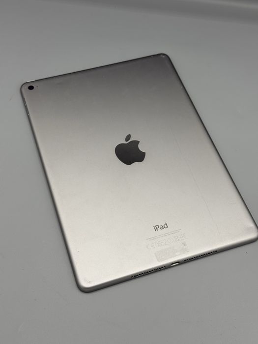 iPad Air 2 (2014) | 64 GB | 2 GB RAM | MDM | Space Grey