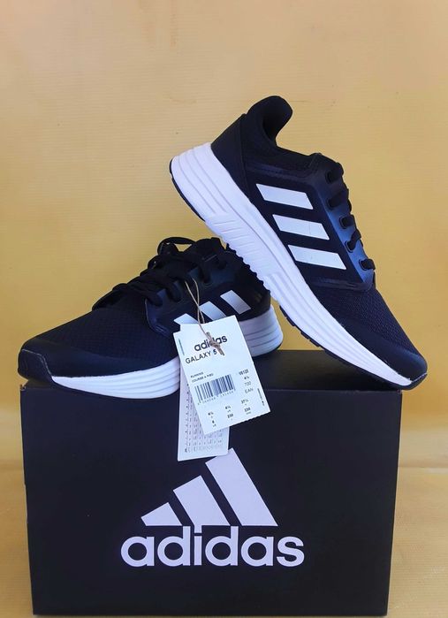Pantofi sport ADIDAS GALAXY 5NEGRI NOI cu eticheta INDONEZIA- 150 Lei
