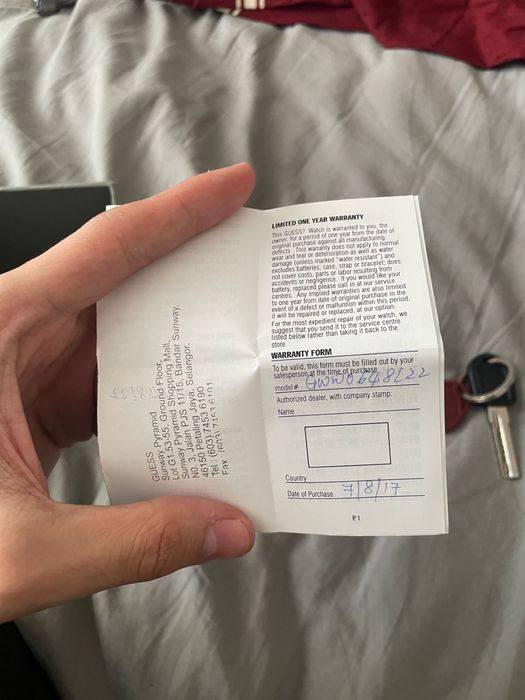 Продам часы GUESS