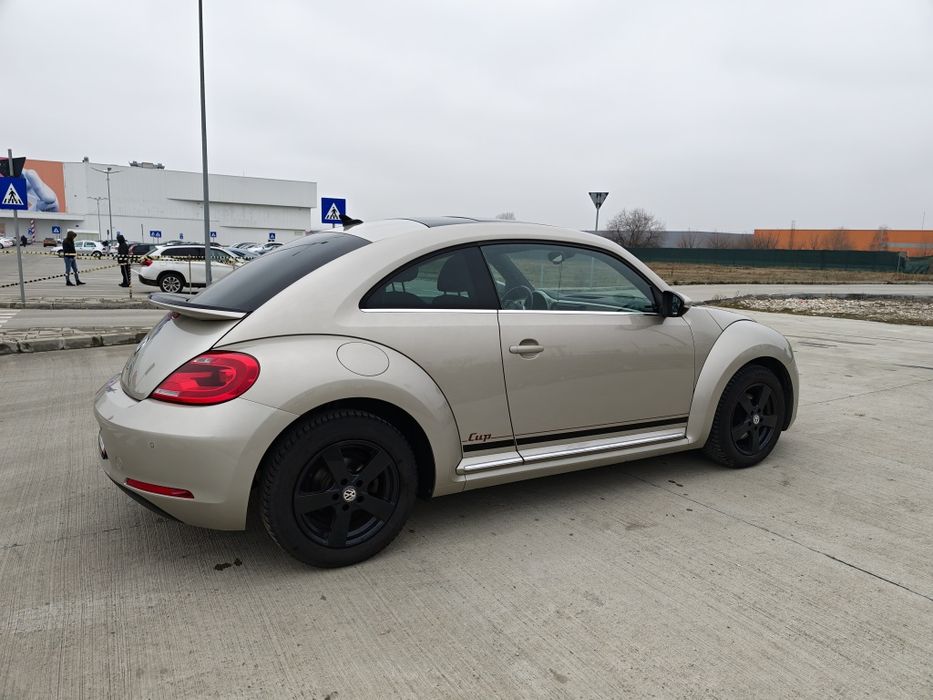 Vw New Beetle Cup 1,2 benzina, fab. 2015, panoramic, stare perfecta
