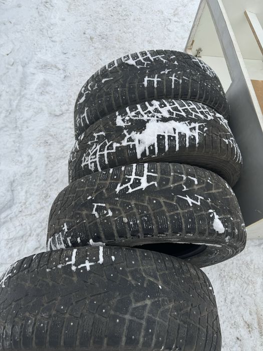 Зимние шины 265/65R17 116T