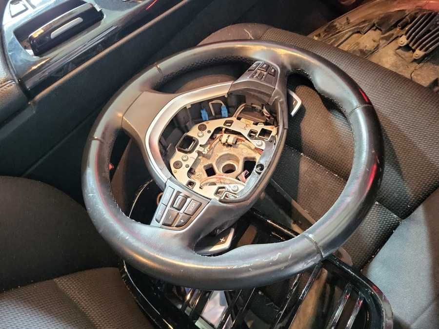 Volan cu padele bmw f10