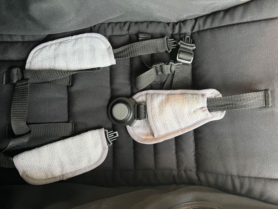 MAST M4 - Сгъваема комбинирана бебешка количка