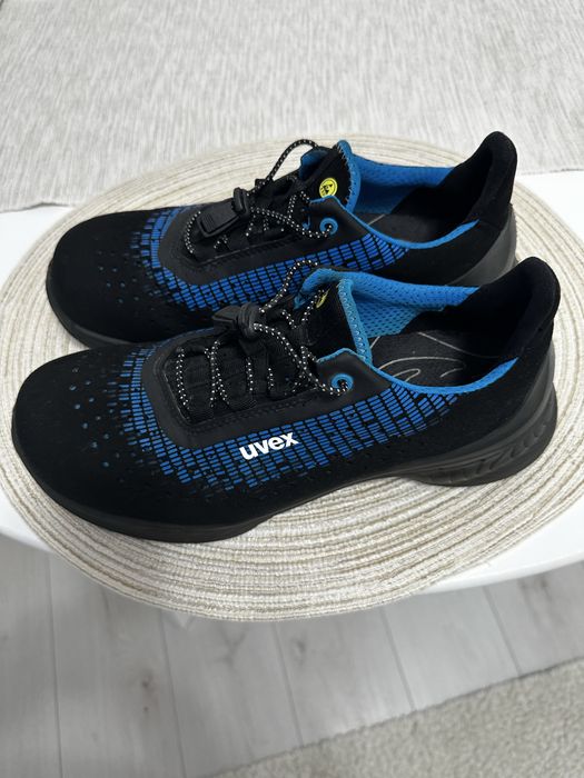 Pantofi de protecție uvex