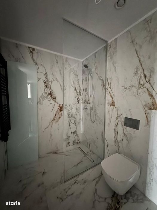2 CAMERE ||  2 locuri de parcare si boxa ||DECOMANDAT|| ONE LAKE CLUB